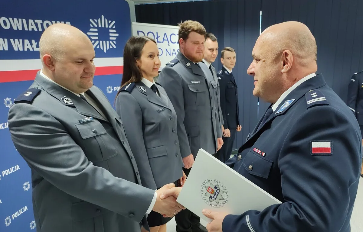 Ceremonia wręczenia awansów w Policji w Wałczu