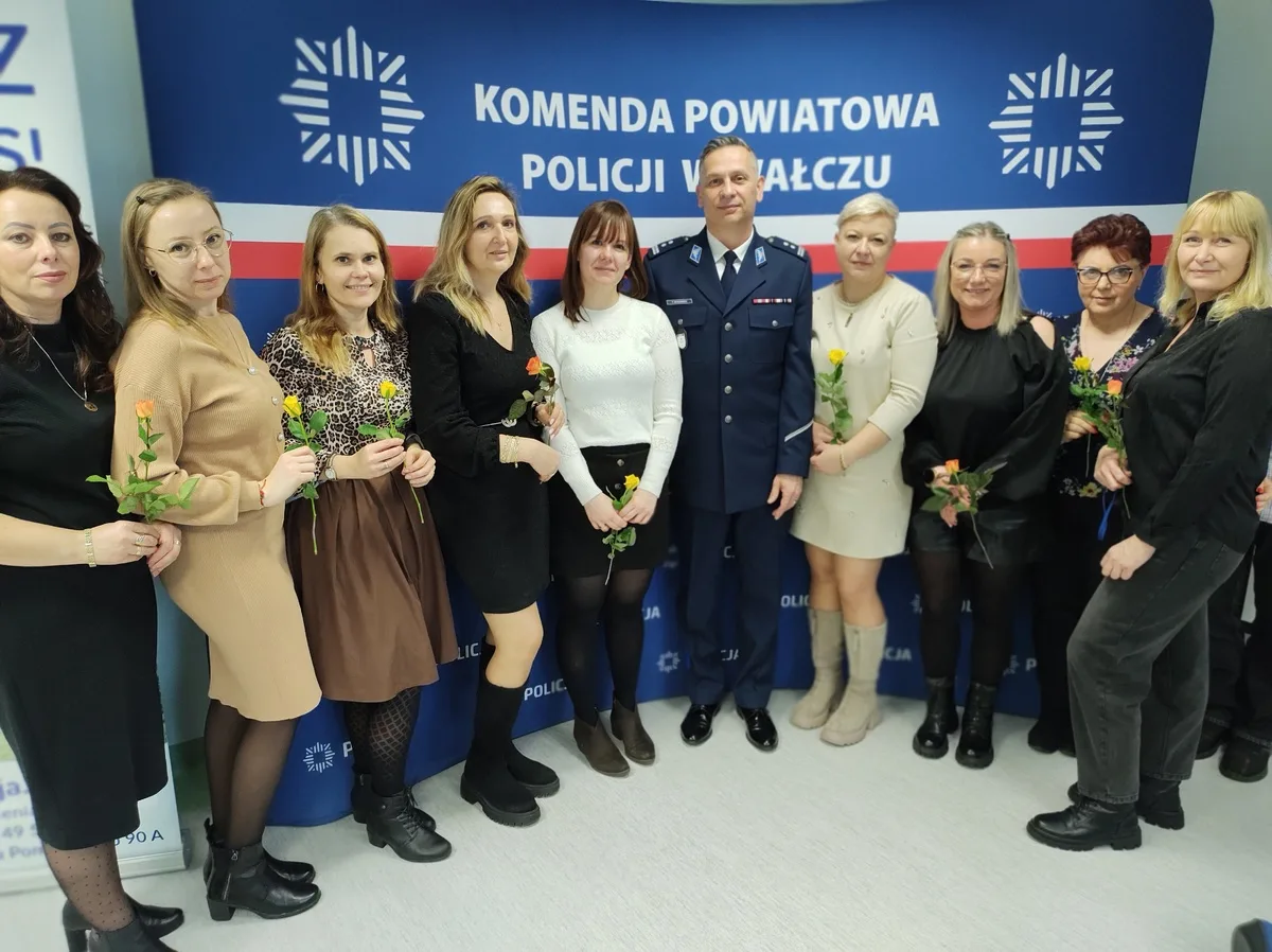 Uroczystości z okazji Dnia Służby Cywilnej w Policji w Wałczu